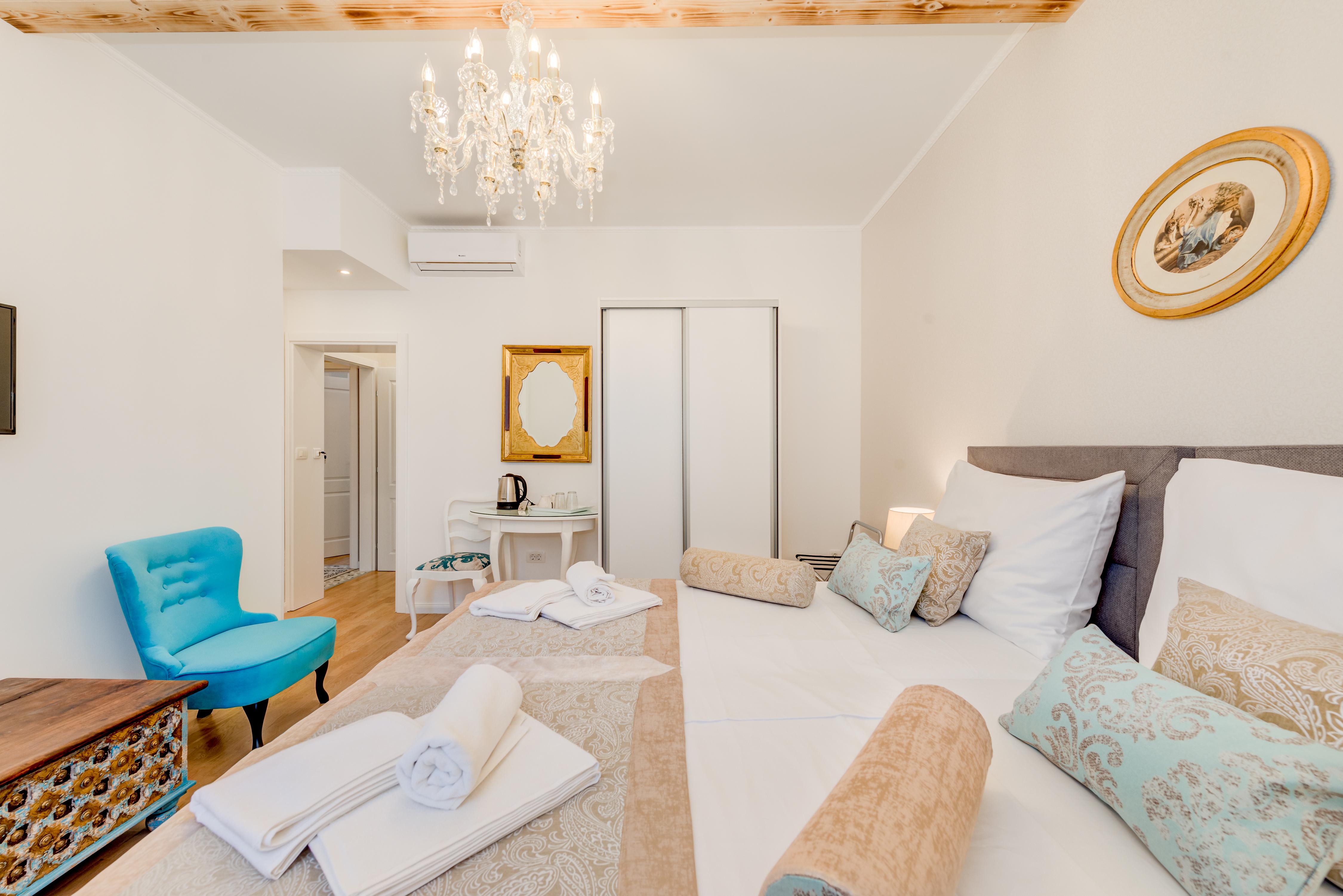 Le Monde Luxury Accommodation Split Bagian luar foto