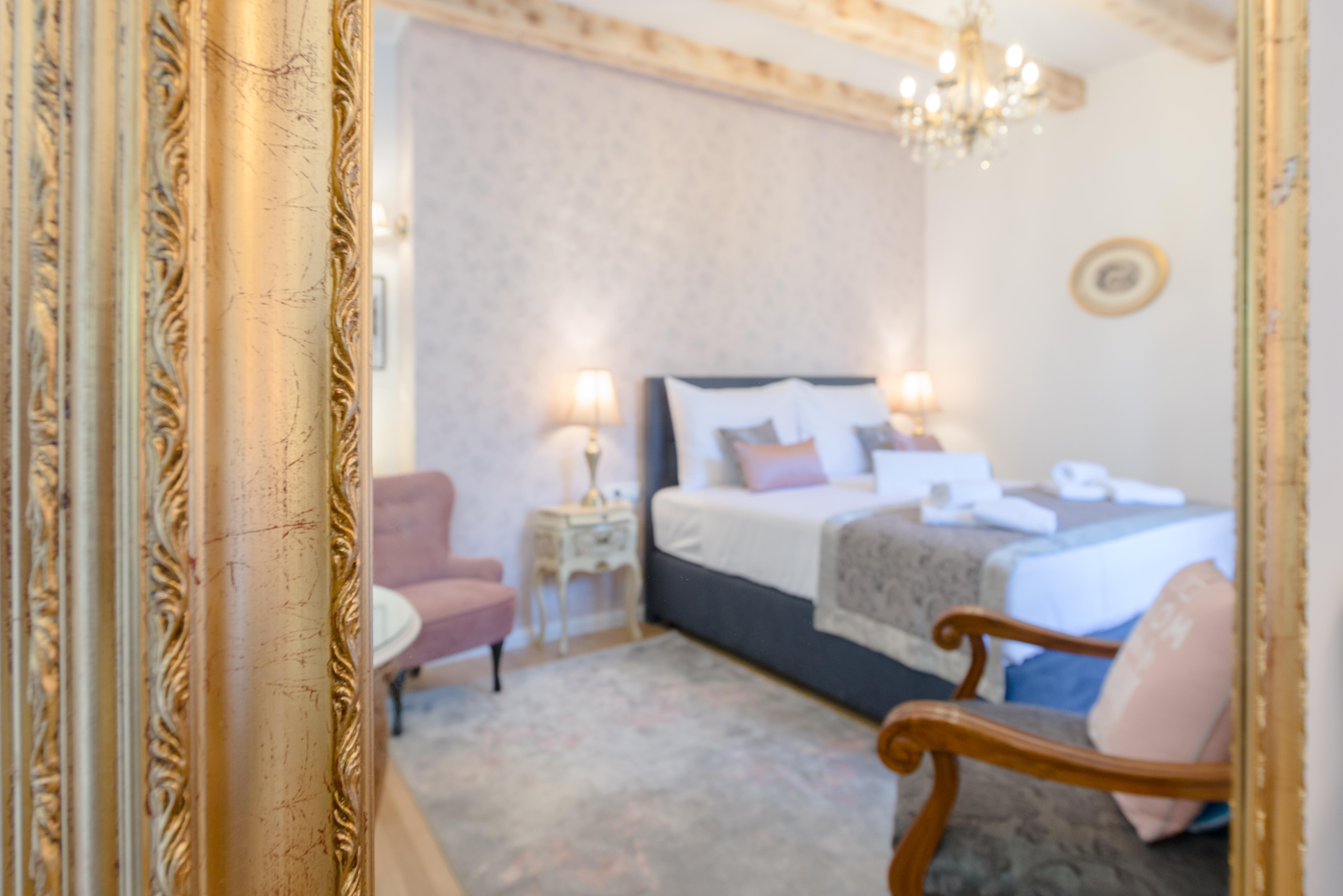 Le Monde Luxury Accommodation Split Bagian luar foto
