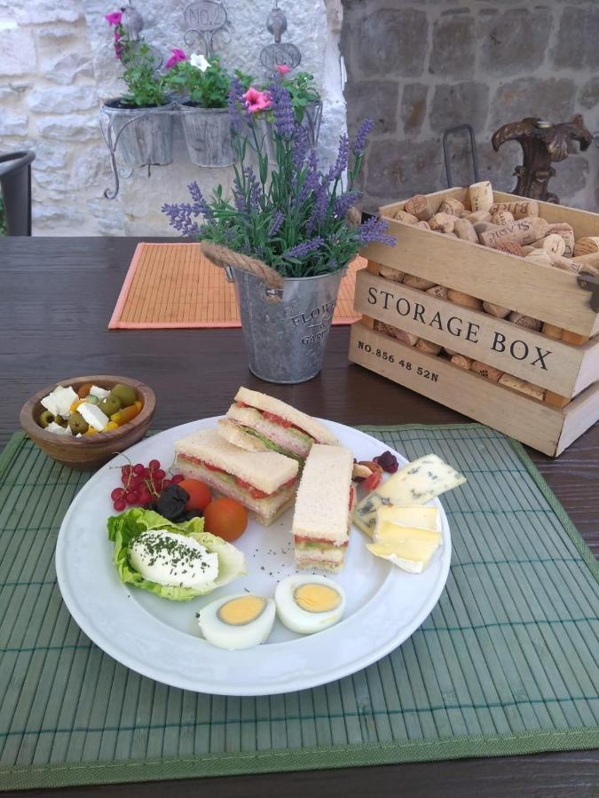 Le Monde Luxury Accommodation Split Bagian luar foto